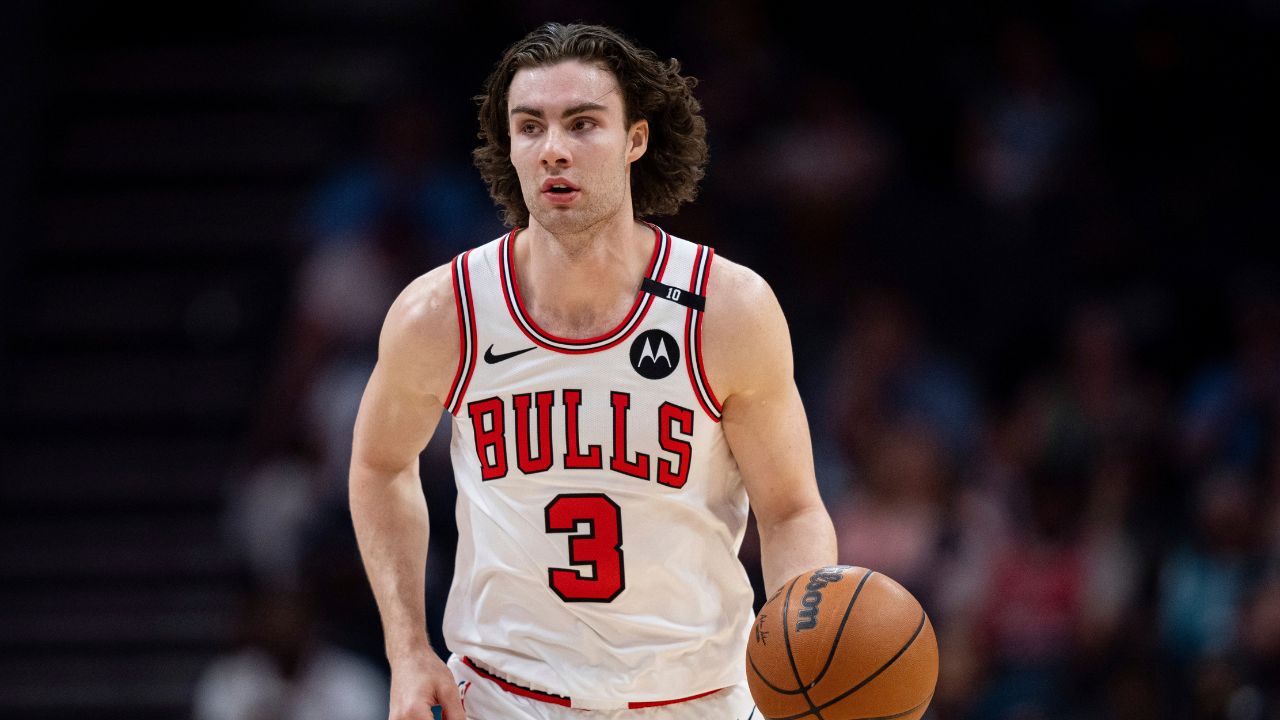 Report: Bulls’ Josh Giddey to miss multiple weeks due to hamstring injury