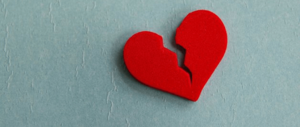 Bride Calls Off Wedding Day Before Ceremony After Catching Fiancé with Bridesmaid