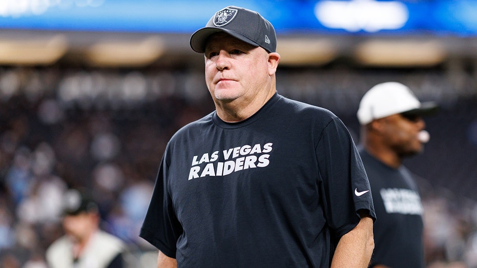 Raiders fire Chip Kelly, highest-paid coordinator in NFL, after another disastrous performance: reports