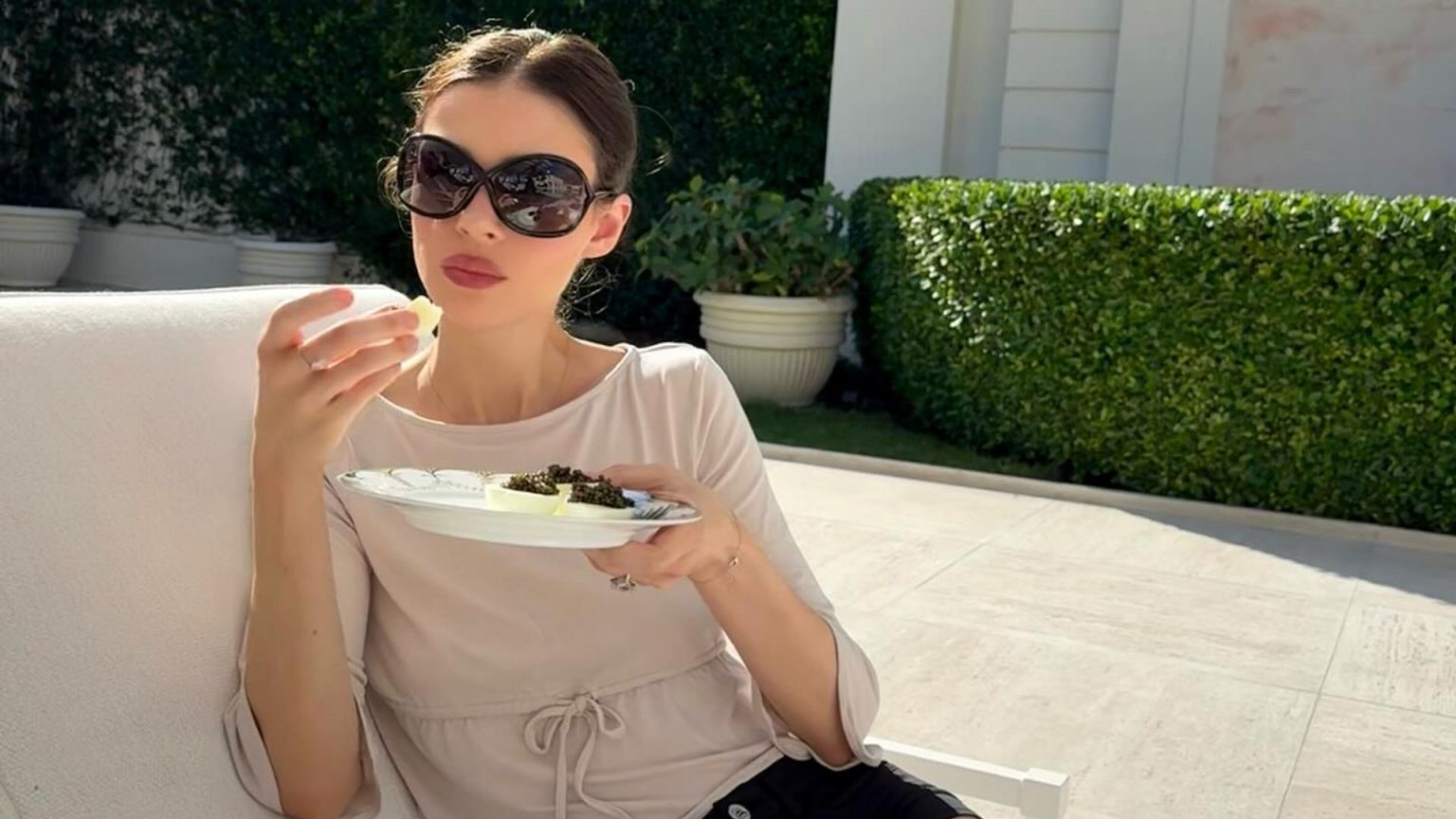 Nicola Peltz undergoes transformation amid ongoing feud with Beckham family