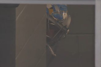 Blues’ Montgomery forced to ride Binnington in net when Hofer goes missing