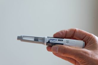 Older Americans Quit Weight-Loss Drugs in Droves