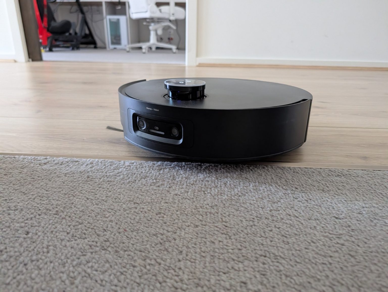 REVIEW: Dreame Aqua10 Ultra Track S robot vacuum cleaner, full-width hot mopping and 6cm climbing