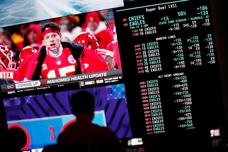 How Centralized Sports Platforms Help Fans Track Drafts, Odds, and Trends