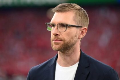 Per Mertesacker leaves his role at Arsenal