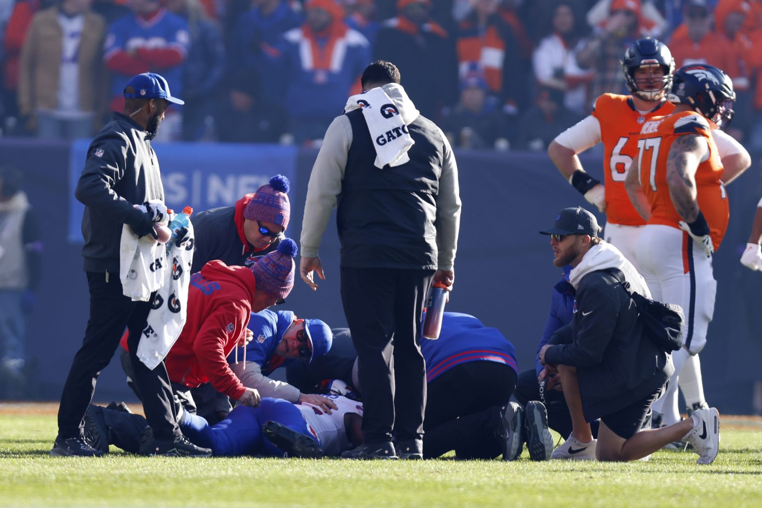 Tony Romo blasted for ‘insufferable’ Bills-Broncos call as five-time All Pro replacement named