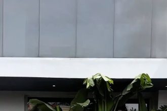 Watch This Groom and His Squad Transition Into Their Regal Traditional Attire