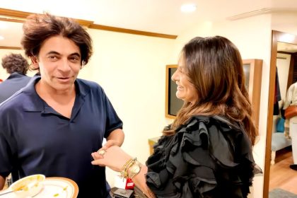 करोड़ों कमाती हैं अर्चना, पहनी रॉयल डायमंड रिंग, कीमत में खरीद सकते हैं लग्जरी अपार्टमेंट