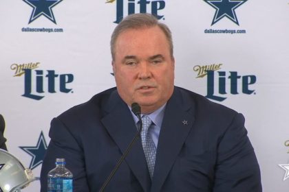 Pelissero: Mike McCarthy Considered ‘Strong Candidate’ For Steelers HC Opening