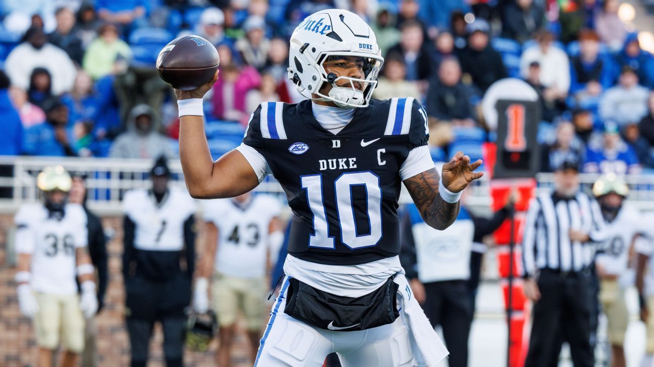 Duke sues QB Mensah, tries to prevent transfer