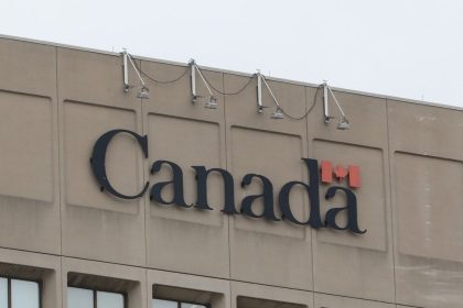 Senators player grades: Tkachuk, Cozens, Greig combine for offensive explosion against Rangers