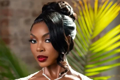 Calling All Brides Who Love Glam — This Look Is for You!