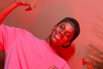 Fiona Lyrics by SAGY GEE