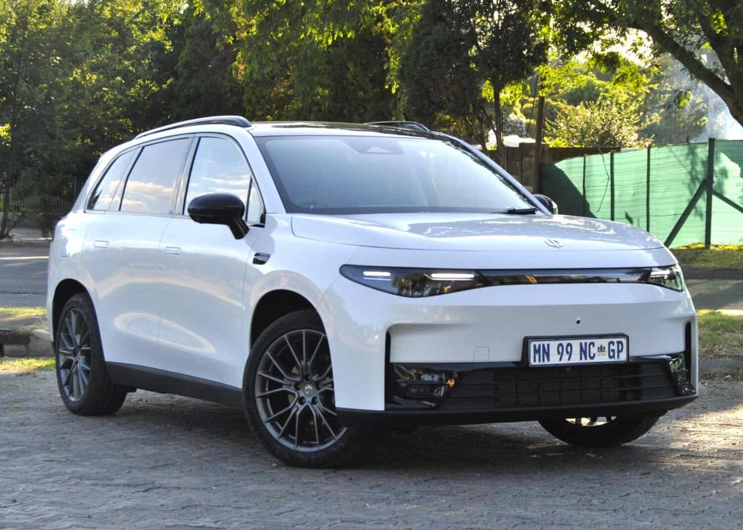 Leapmotor C10 validifies REEV capabilities as a hybrid alternative