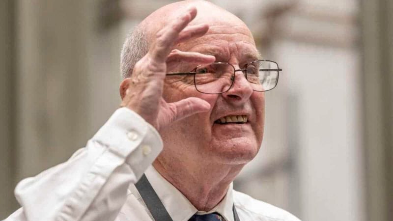 In case you missed it: O’Sullivan abruptly leaves parliament | Two SA men dead in Ukraine-Russia war | Wits prof in hot water