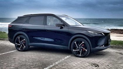 Omoda C7 makes transition to electric hybrid cars a cakewalk