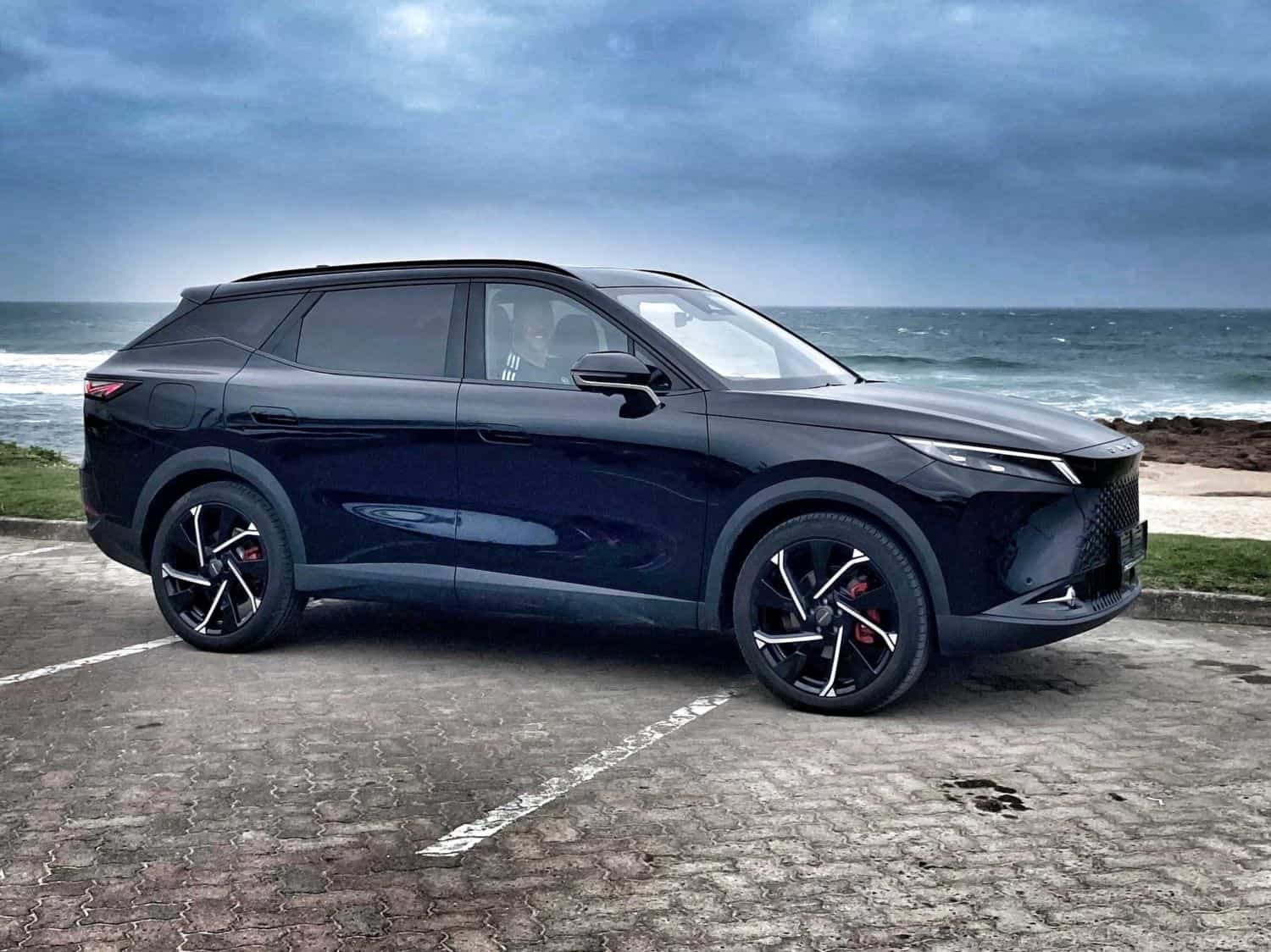 Omoda C7 makes transition to electric hybrid cars a cakewalk