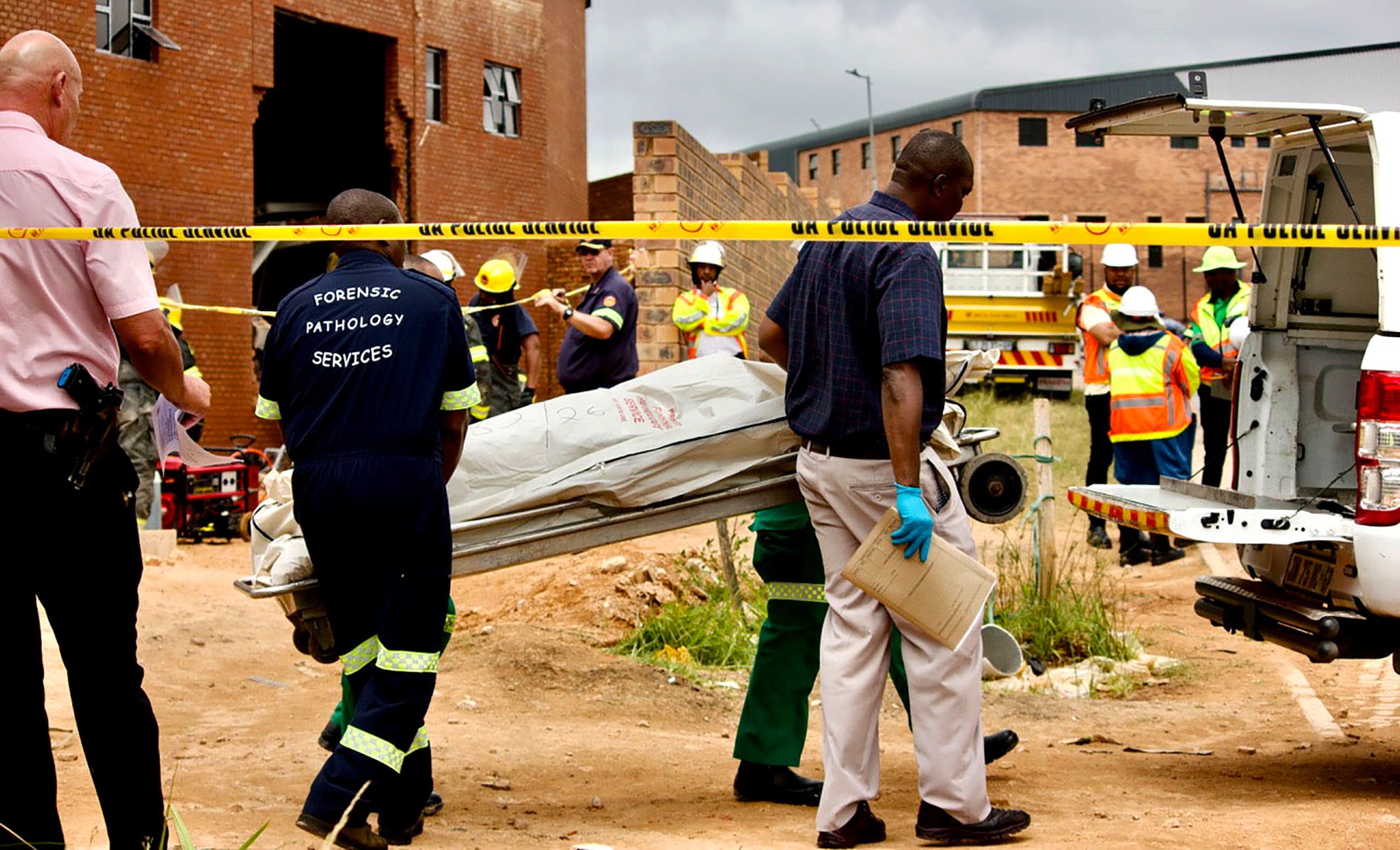 STRUCTURALLY UNSOUND: Nine dead in Joburg building collapse as City says construction was illegal
