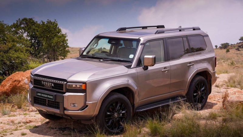 VX-L badge adds even more street cred to Toyota Land Cruiser Prado
