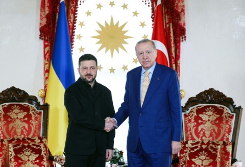 Zelensky in Istanbul for security talks with Erdogan