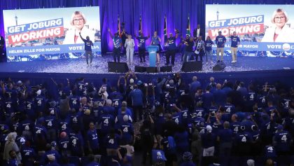 DA not yet out of the blocks