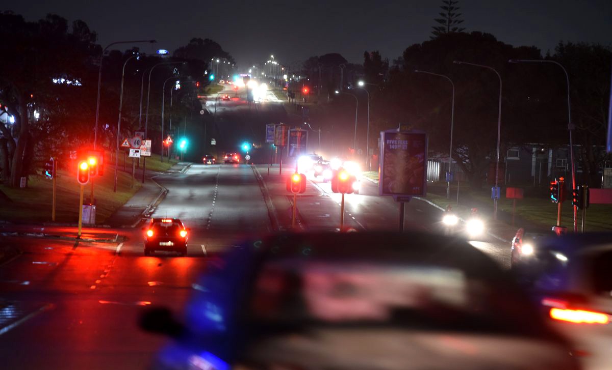 CLOAK OF SECRECY: Nelson Mandela Bay councillors want names of officials involved in R35m streetlight tender scandal