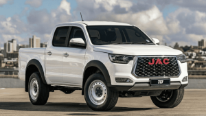 Get a brand new JAC T8 Double Cab for just R349 900