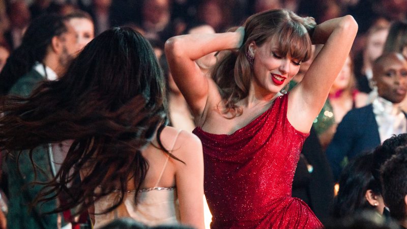 Taylor Swift files to trademark her voice, likeness to ward off AI deepfakes